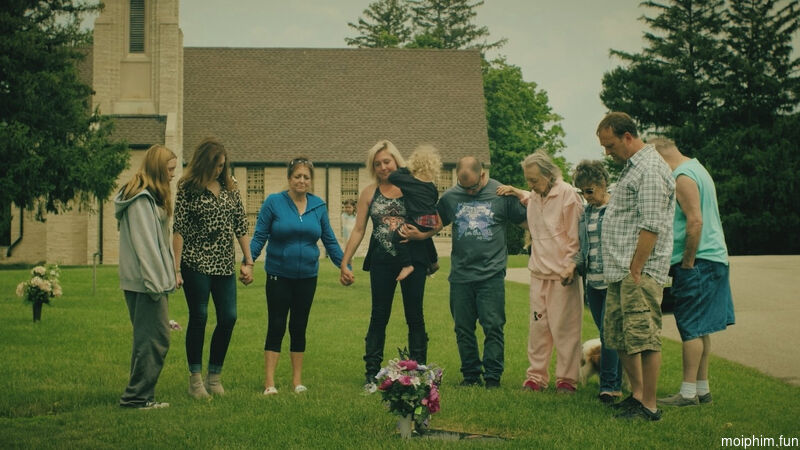 Bị Bắt Cùng Nhau: Ai Đã Giết Lyric Và Elizabeth?