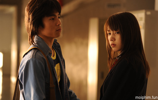 Time Traveller: The Girl Who Leapt Through Time